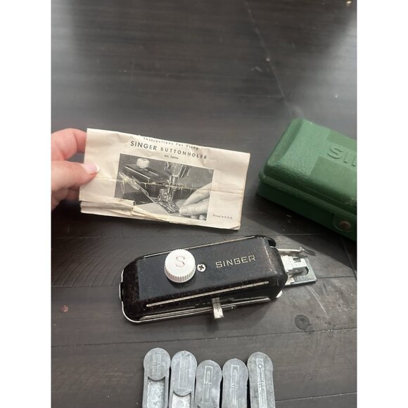 Vintage Singer Buttonholer 160506, Original Case 1948, Sewing Parts, Untested - Picture 5 of 6